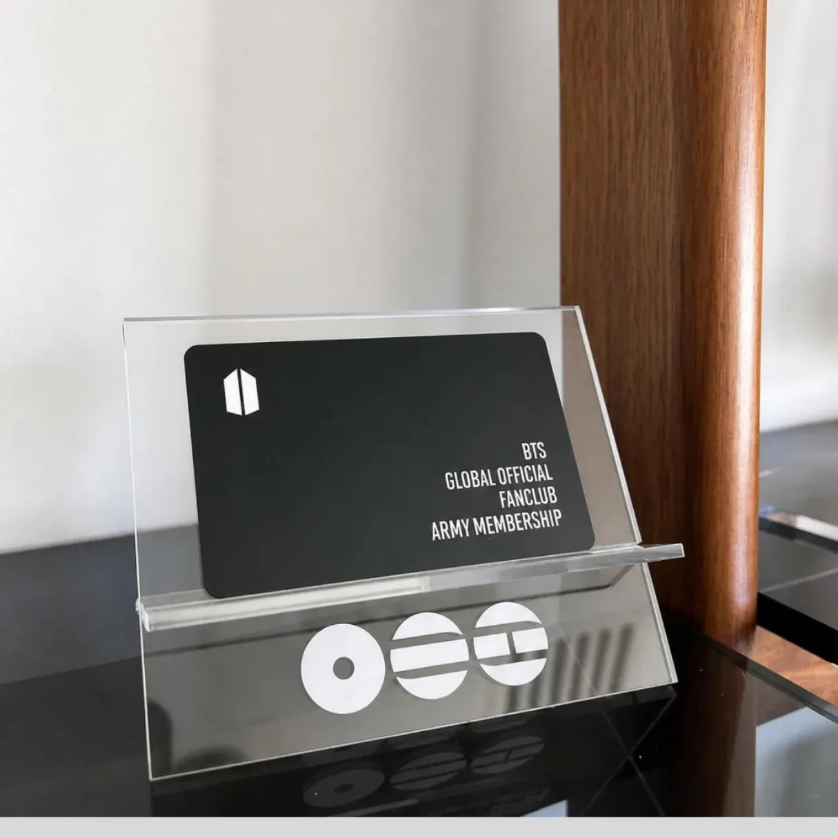 Custom Acrylic Business Card Holders in Dubai, Ajman, Sharjah, Abu Dhabi, UAE