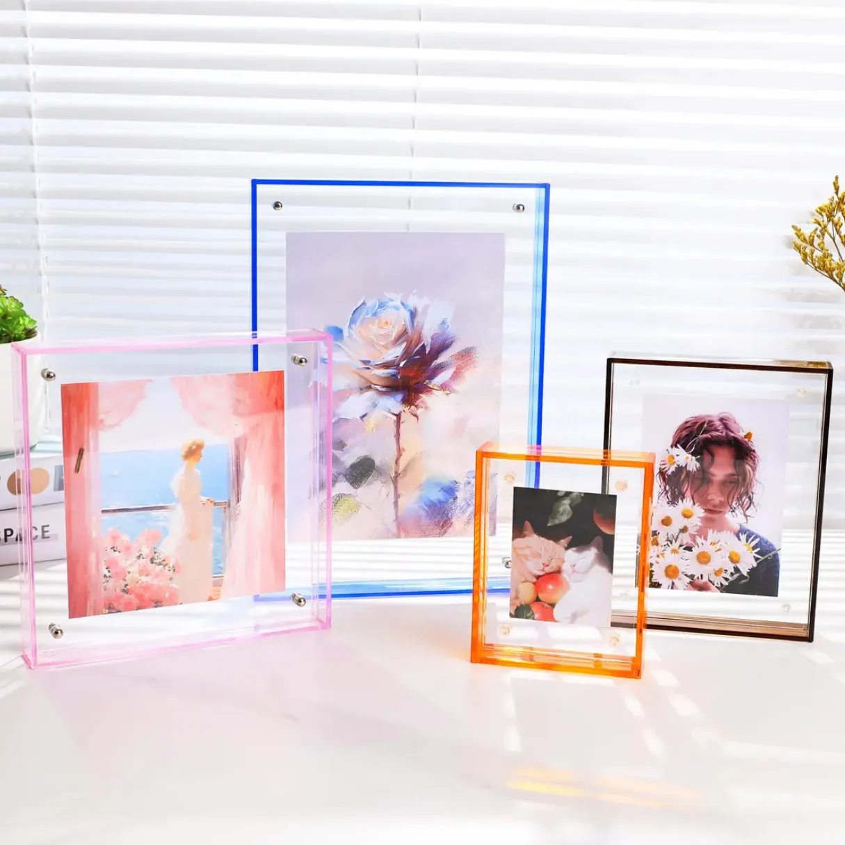 Custom Acrylic Picture Frames in Dubai, Ajman, Sharjah, Abu Dhabi, UAE