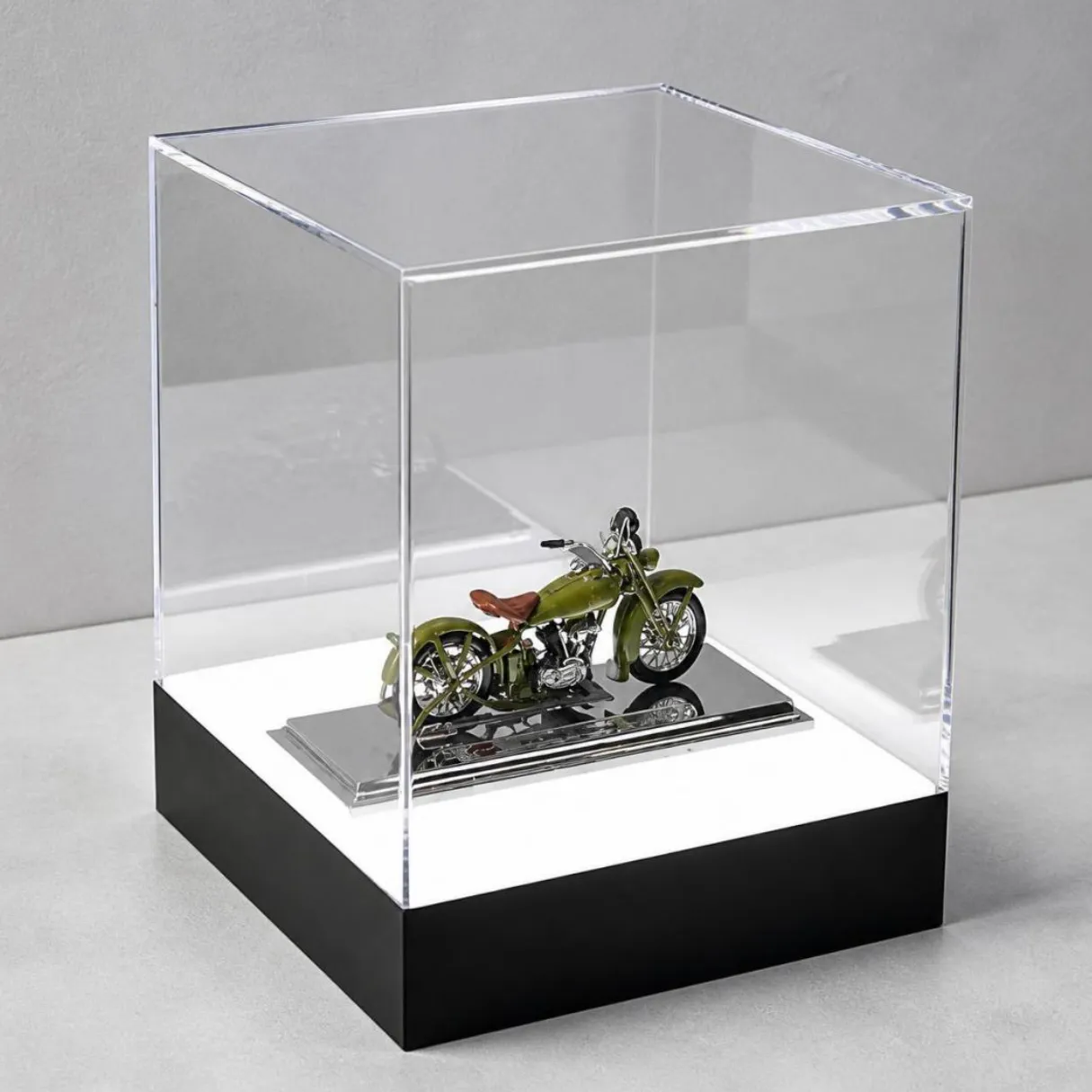 Custom Acrylic Product Display Cases in Dubai, Ajman, Sharjah, Abu Dhabi, UAE