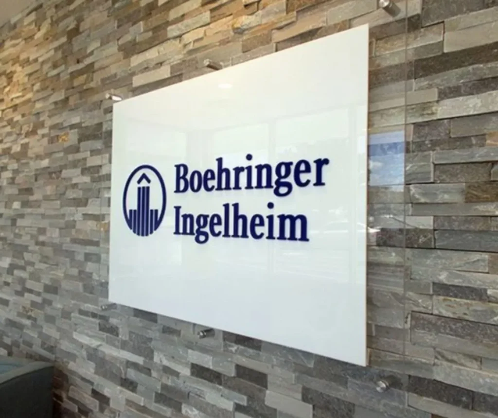 Acrylic Signage in Ajman & UAE
