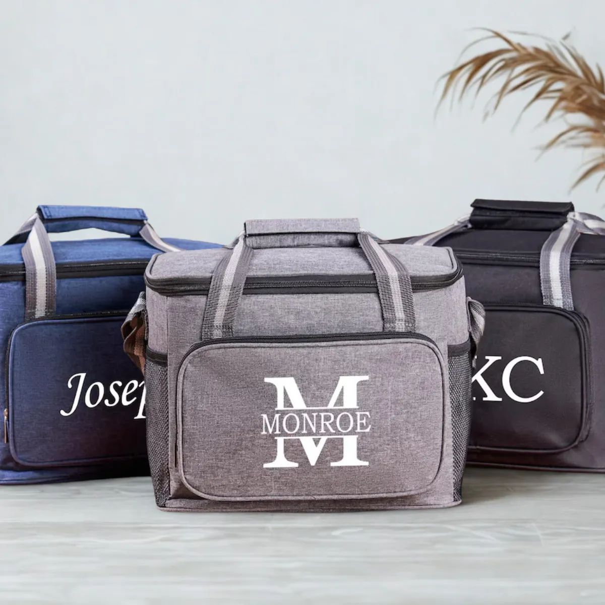 Custom Cooler Bags Printing in Dubai, Ajman, Sharjah, Abu Dhabi, UAE