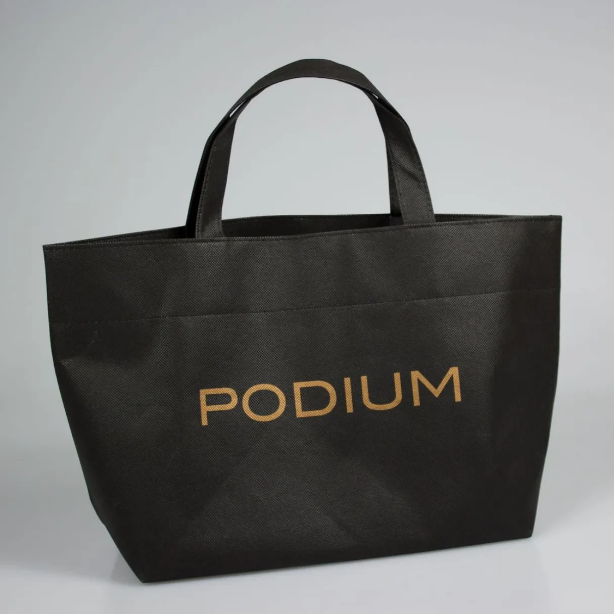Custom Non-Woven Bags Printing in Dubai, Ajman, Sharjah, Abu Dhabi, UAE