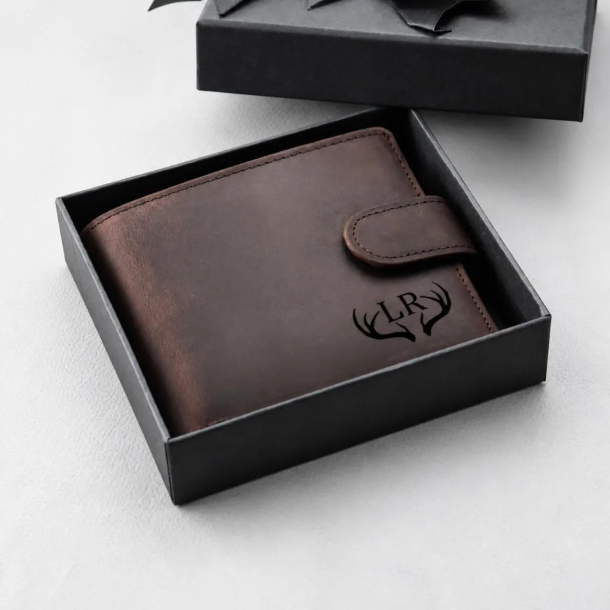 Custom Wallets Printing in Dubai, Ajman, Sharjah, Abu Dhabi, UAE