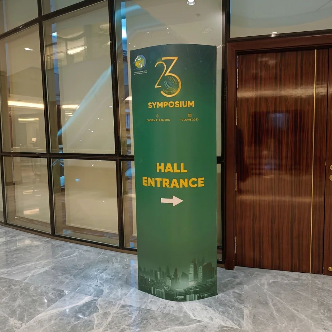 Custom Lama Stand Printing in UAE | Lama Display Stand Dubai