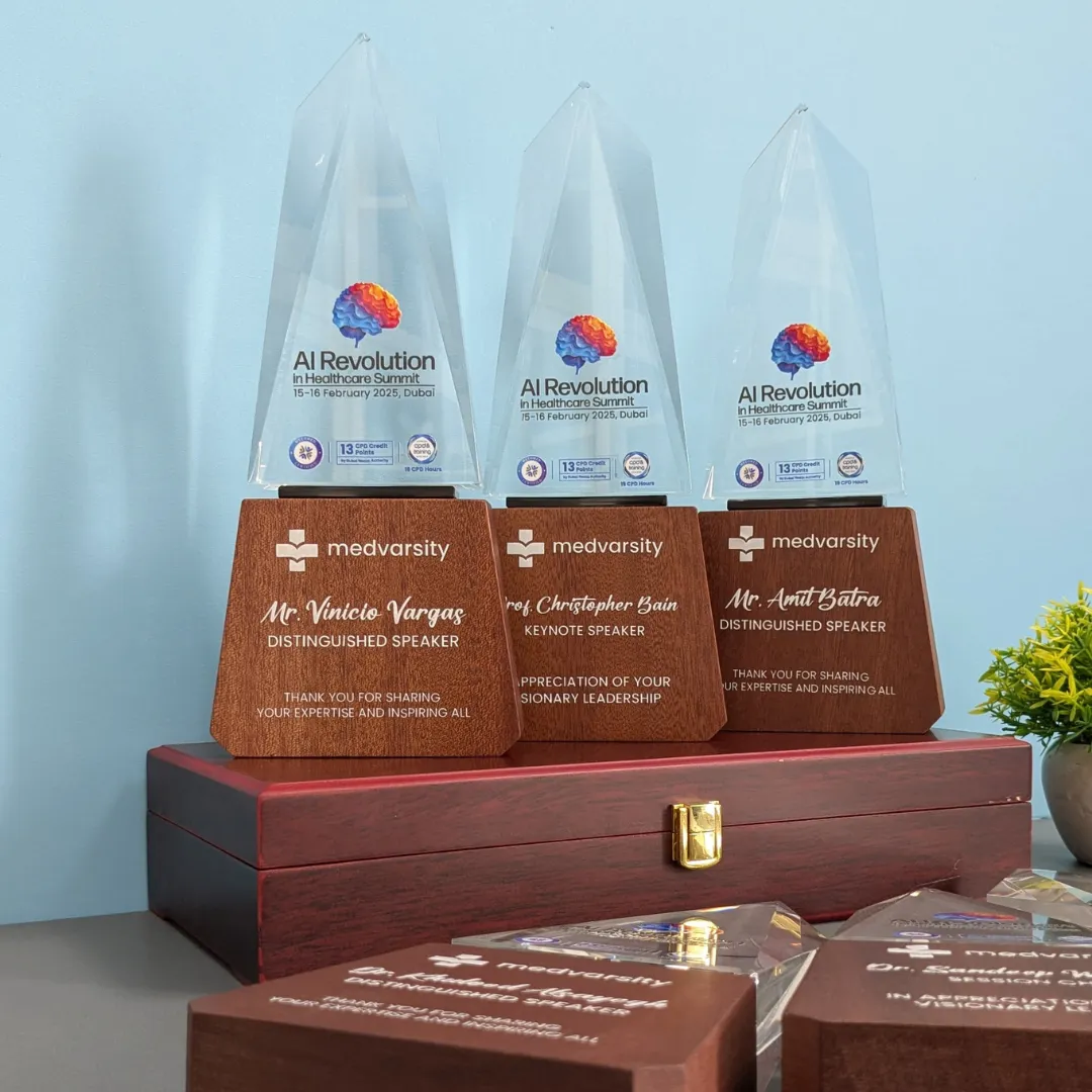 Crystal Trophies & Awards in UAE